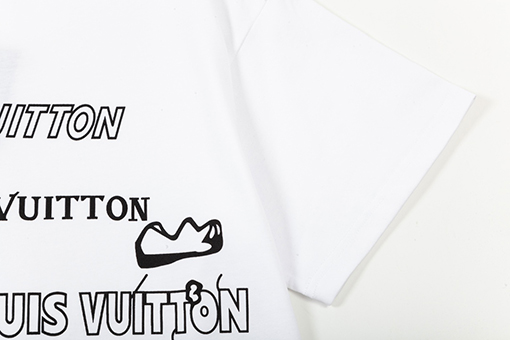 ルイヴィトン アイハートレターロゴ 半袖Tシャツ