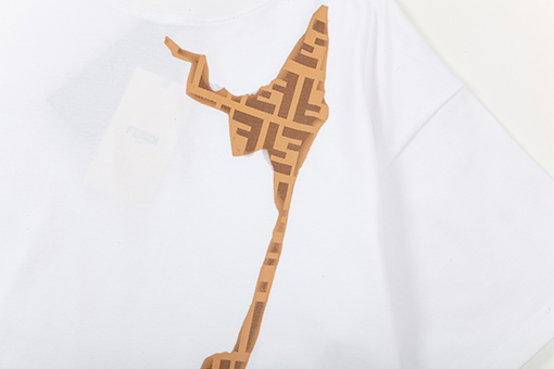 フェンディ デジタルプリントダブルF文字ロゴ 半袖tシャツ