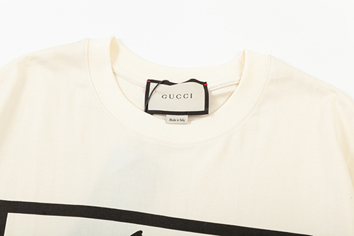 グッチ 雪山ロゴ ユニセックス 半袖Tシャツ