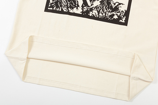 グッチ 雪山ロゴ ユニセックス 半袖Tシャツ
