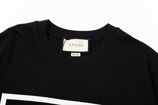 グッチ 雪山ロゴ ユニセックス 半袖Tシャツ