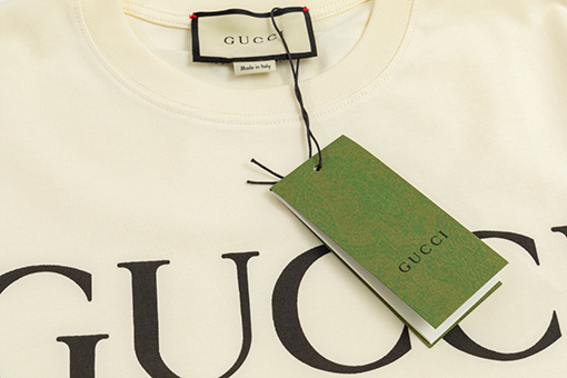 グッチ ダブルリングアルファベットロゴ半袖Tシャツ