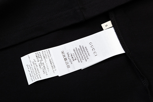 グッチ 新しいアルファベットロゴ男女同款半袖tシャツ