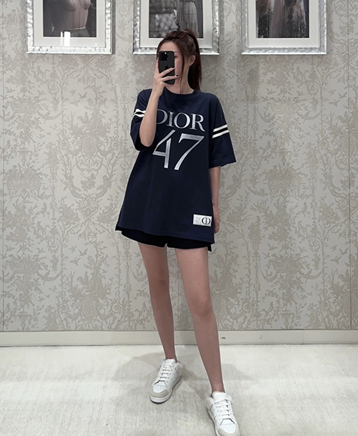 ディオール 新しい47文字ロゴプリント半袖Tシャツ