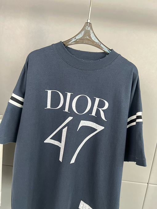 ディオール 新しい47文字ロゴプリント半袖Tシャツ