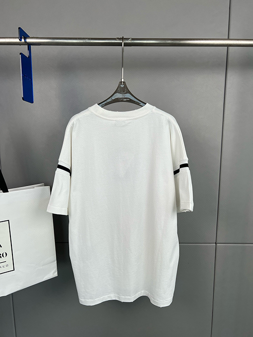 ディオール 新しい47文字ロゴプリント半袖Tシャツ