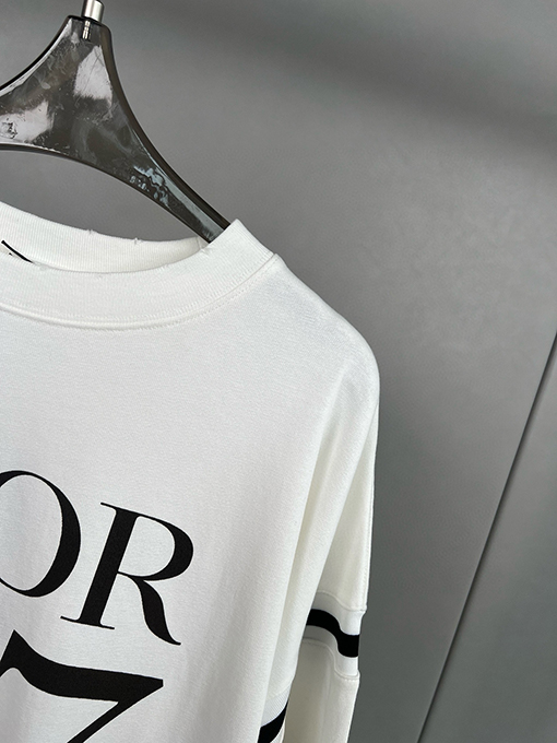 ディオール 新しい47文字ロゴプリント半袖Tシャツ