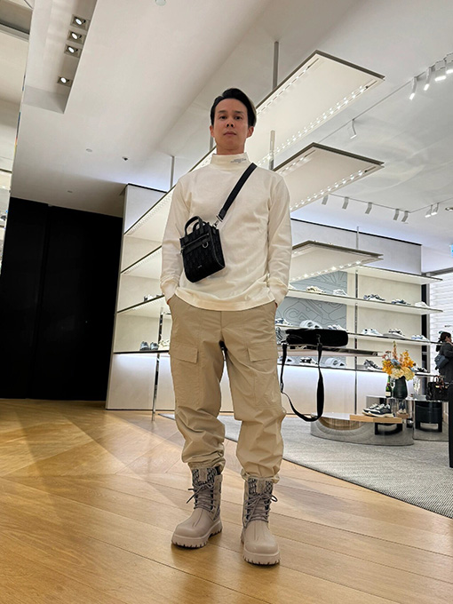 ディオール カーキカーゴパンツ サイドポケット後、フラップポケット