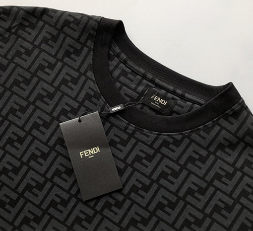  フェンディ ダブルF フルプリント半袖 Tシャツ