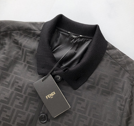  フェンディ FFロゴのジャンパーコート