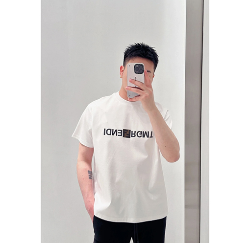 フェンディ FENDI x FRGMT x POḰMON コラボ 半袖Tシャツ