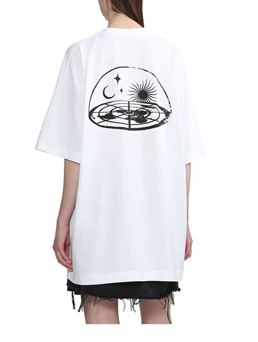 ヴェトモン半袖Tシャツオーバーサイズが魅力のTシャツ