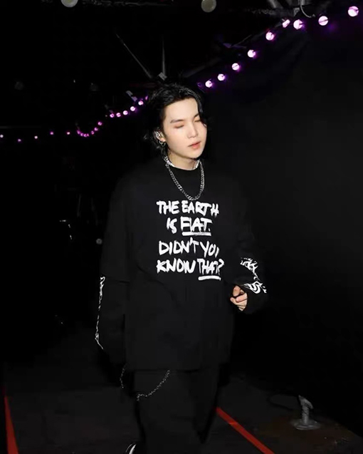 ヴェトモン半袖Tシャツオーバーサイズが魅力のTシャツ