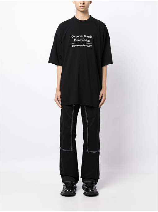 ヴェトモン半袖Tシャツおしゃれ 楽しもう