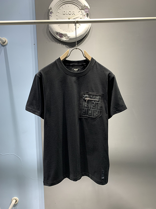 フェンディファスナーポケット半袖ティーシャツ