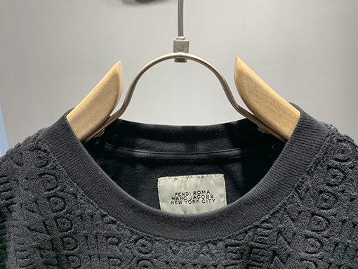 フェンディ ジャッカル 半袖Tシャツ
