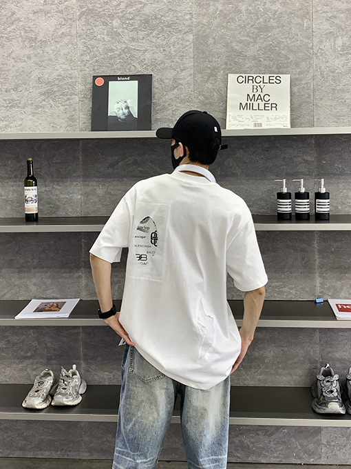 バレンシアガ ダメージウォッシング半袖Tシャツ