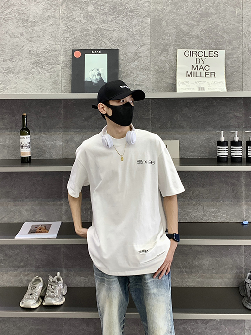 バレンシアガ ダメージウォッシング半袖Tシャツ