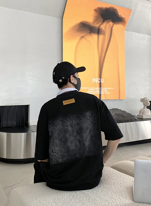 ルイヴィトン 立体 エンボス ルーズフィット 半袖Tシャツ