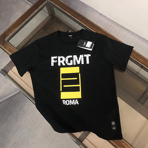 フェンディ半袖Tシャツメンズファッション