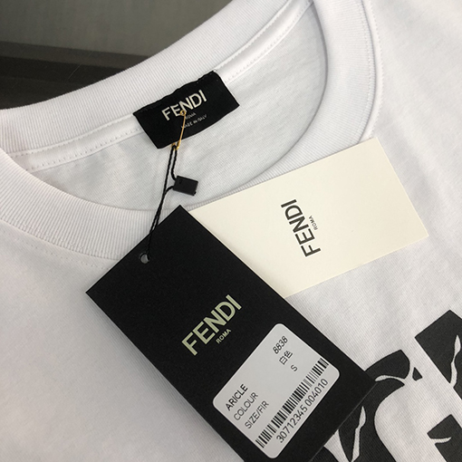フェンディ半袖Tシャツメンズファッション