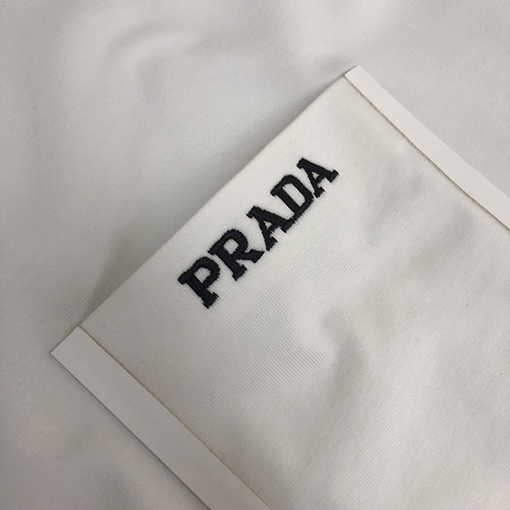 プラダ半袖Tシャツpradaロゴ