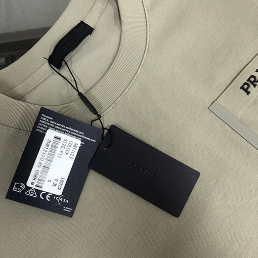 プラダ半袖Tシャツpradaロゴ