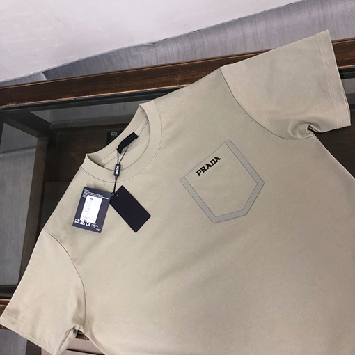 プラダ半袖Tシャツpradaロゴ