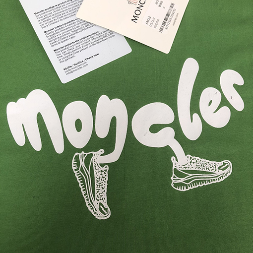 モンクレール フルロゴプリント 半袖 Tシャツ