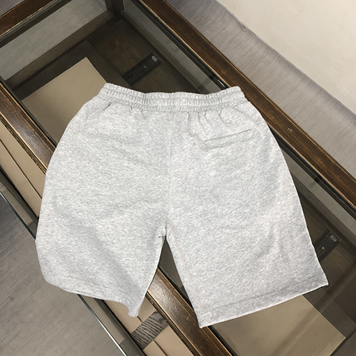モンクレール ロゴバッジ ショート パンツ