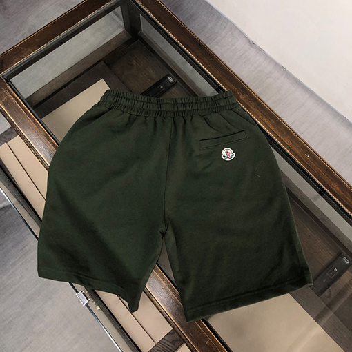 モンクレール アイコニック 立体ロゴショート パンツ