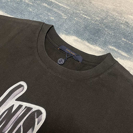 ルイヴィトン抽象ロゴプリント半袖Tシャツ
