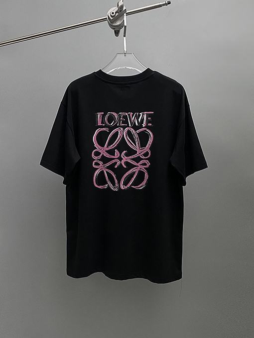 ロエベ 24春夏の不規則な刺繍Tシャツ