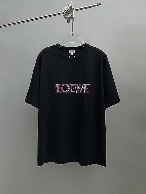 ロエベ 24春夏の不規則な刺繍Tシャツ