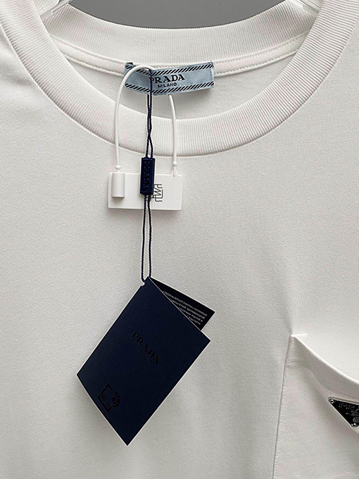 プラダ24 FWクルーネックTシャツ