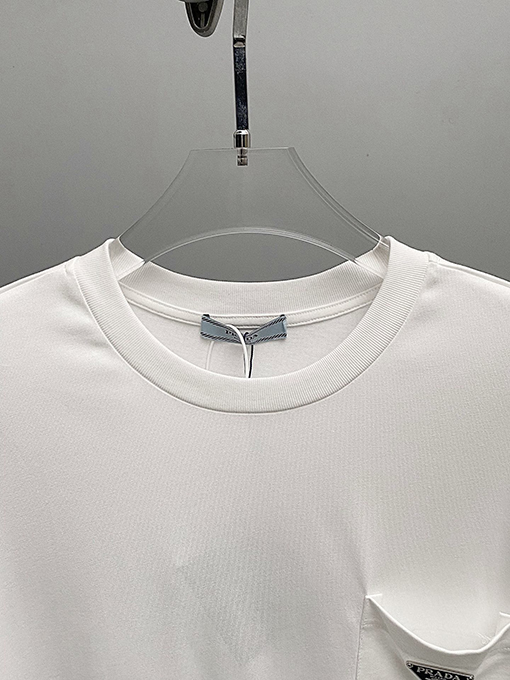 プラダ24 FWクルーネックTシャツ