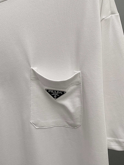 プラダ24 FWクルーネックTシャツ
