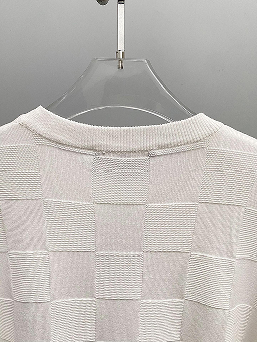 ルイヴィトンチェック柄刺繍クルーネックニット