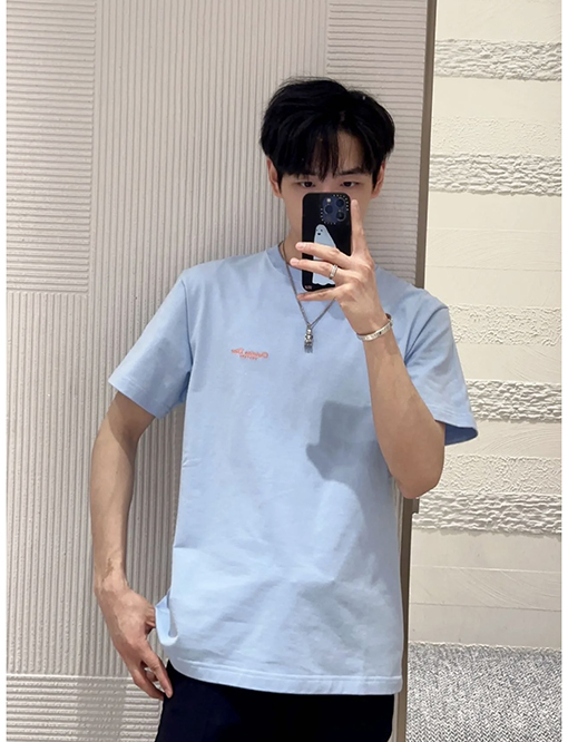 ディオール  ロゴ刺繍半袖Tシャツ