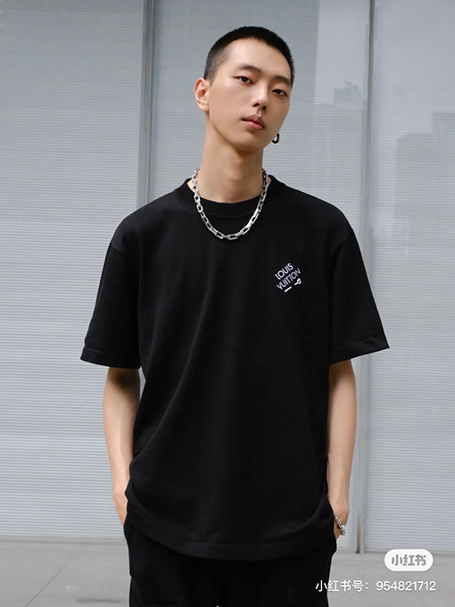 ルイヴィトン時代遅れではないピン留めニット半袖Tシャツ