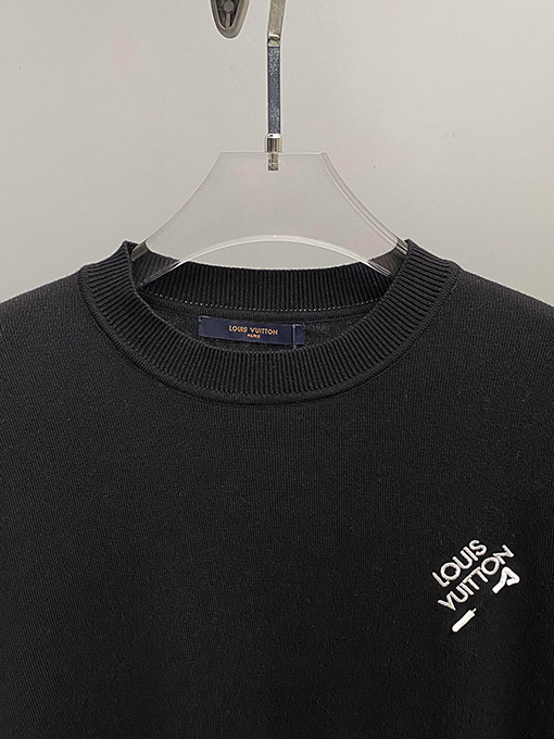 ルイヴィトン時代遅れではないピン留めニット半袖Tシャツ