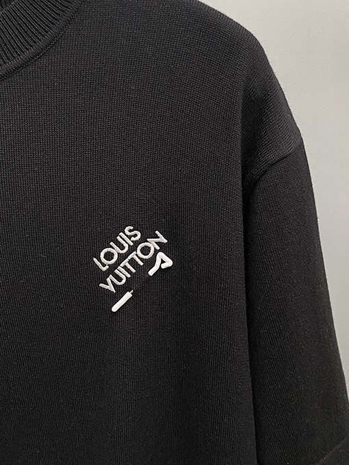 ルイヴィトン時代遅れではないピン留めニット半袖Tシャツ