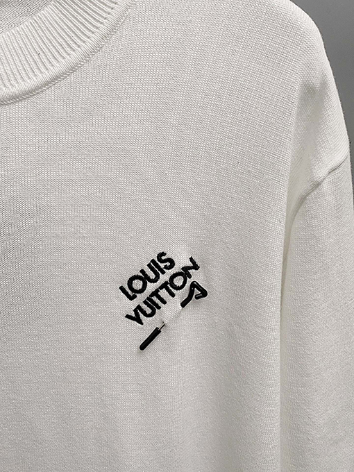 ルイヴィトン時代遅れではないピン留めニット半袖Tシャツ