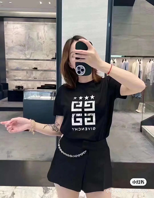 ジバンシィのクラシックパターンプリント半袖Tシャツ