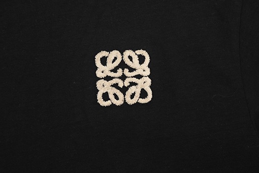 ロエベロゴ半袖Tシャツ