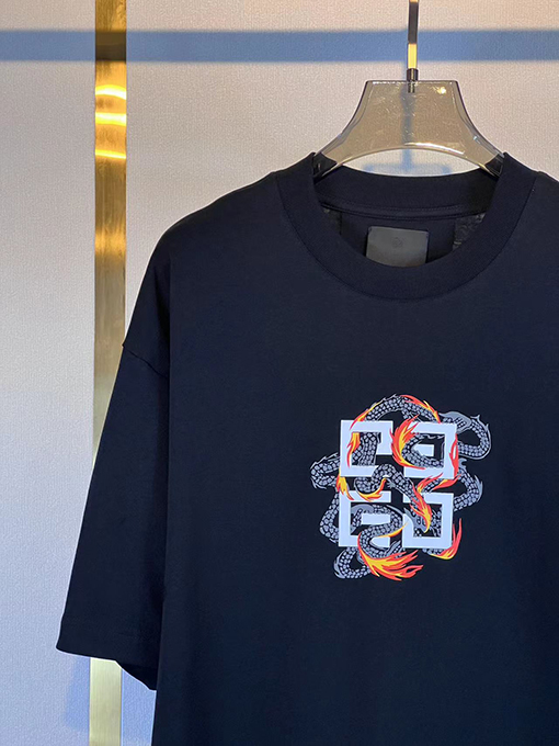 ジバンシィドラゴンイヤー限定新作プリント半袖Tシャツ