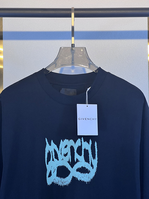 ジバンシィコラボchito彩抜工芸Tシャツ