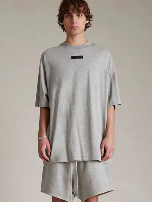 フィアオブゴッド 半袖Tシャツ ESSENTIALSプリントTシャツ