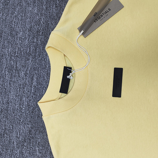 フィアオブゴッド 半袖Tシャツ ESSENTIALSプリントTシャツ