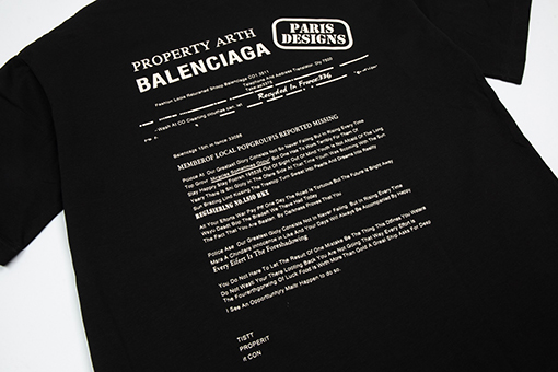 バレンシアガ 文字入り半袖Tシャツ